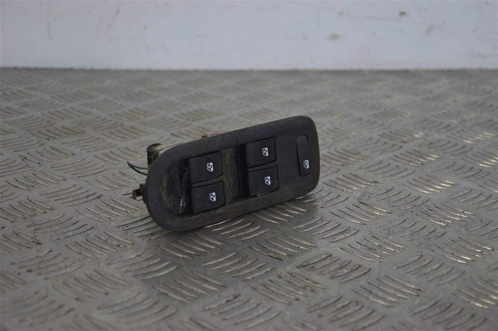 Блок управления стеклоподъемниками