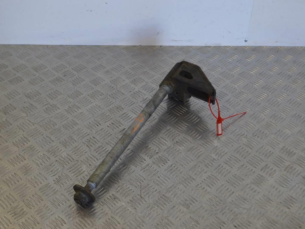 Болт Renault Master 2 (1998-2010) 7700308892