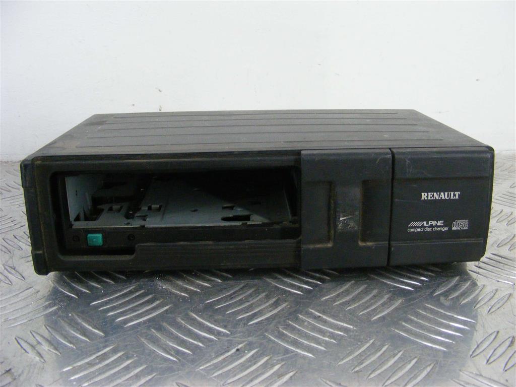 CD-чейнджер Renault Espace 4 (2003-2010) 8200207100