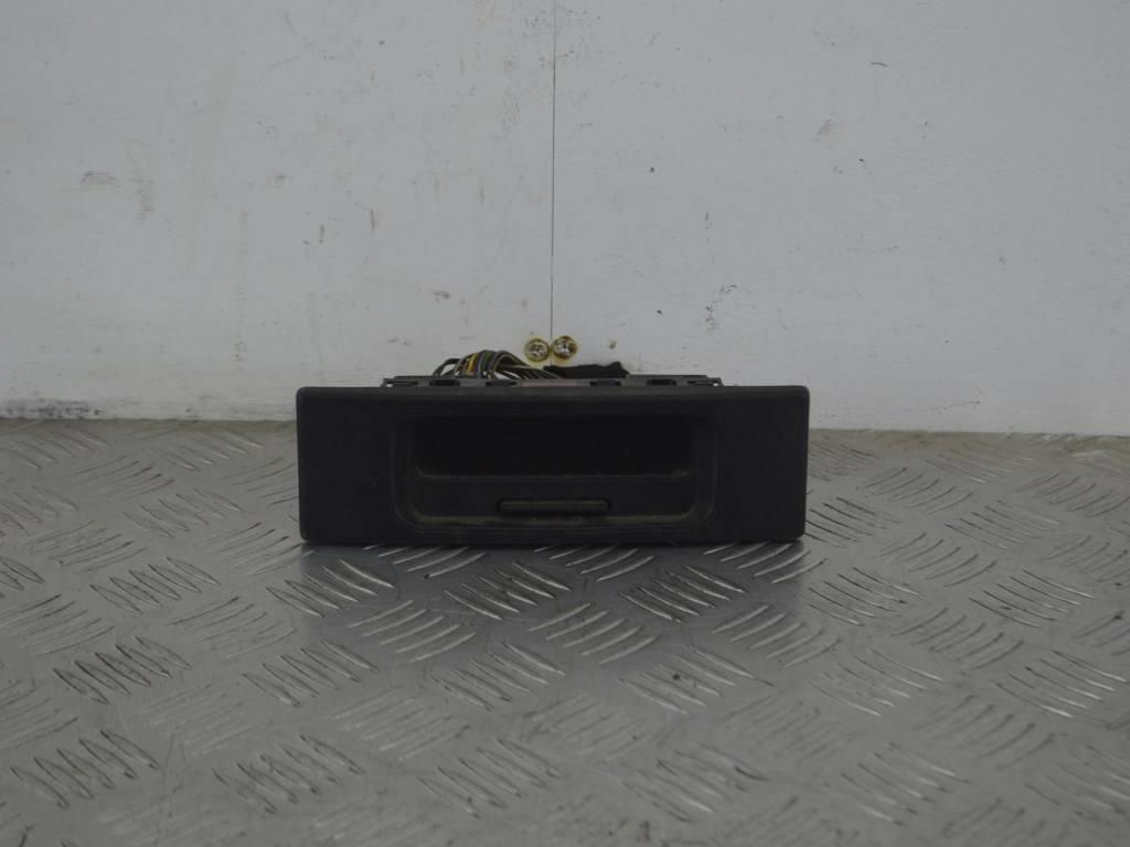 Часы Renault Master 2 (1998-2010) 8200584888