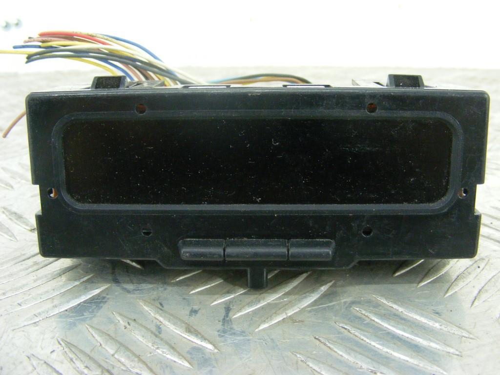Часы Renault Scenic 1 (1996-2003) 7700436307