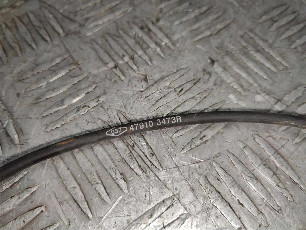 Датчик ABS передний