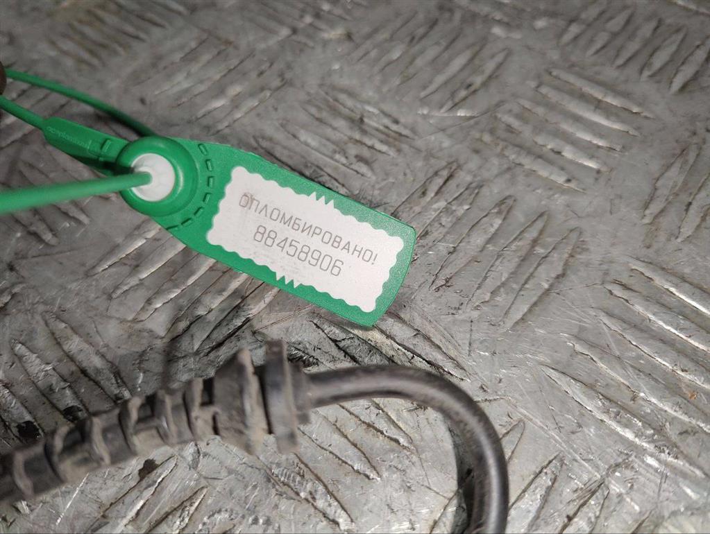 Датчик ABS передний