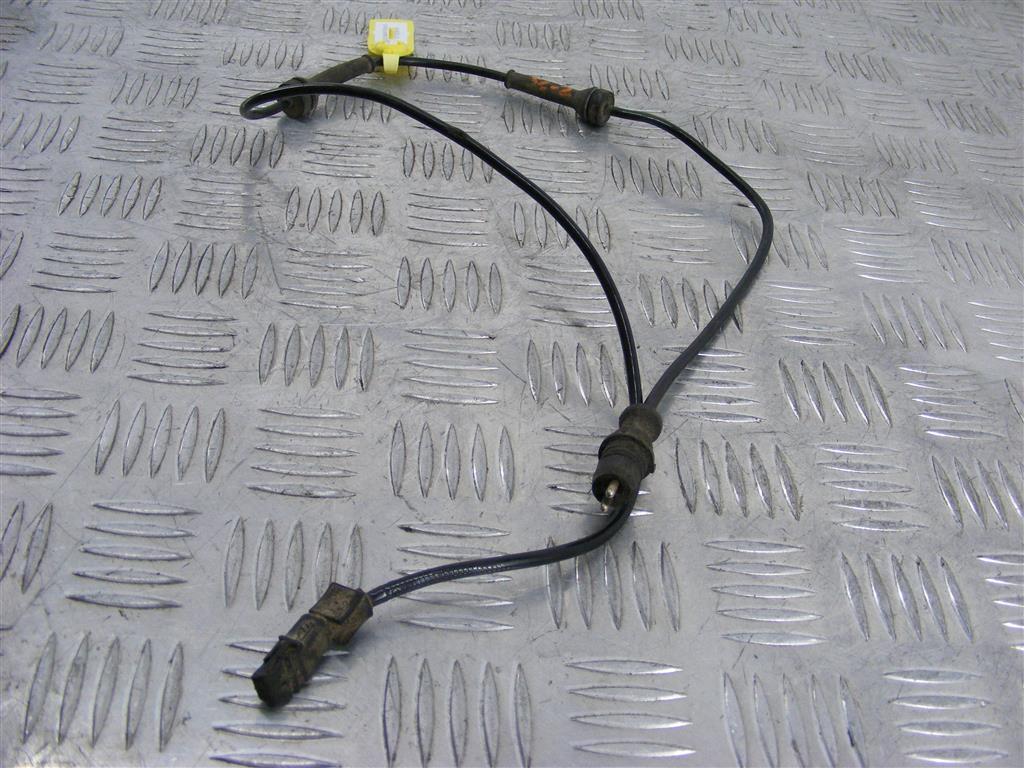 Датчик ABS Renault Megane 2 (2002-2008) 8200296571