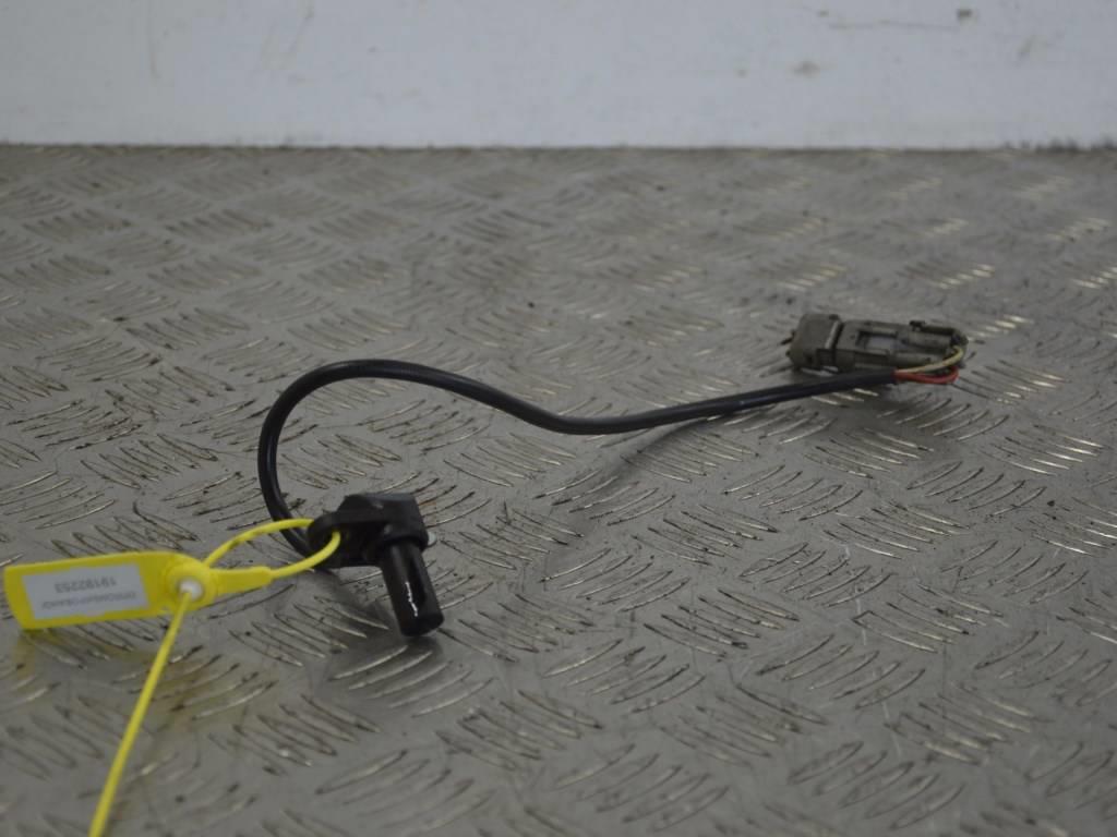 Датчик коленвала Renault Espace 3 (1996-2002) 7700863523