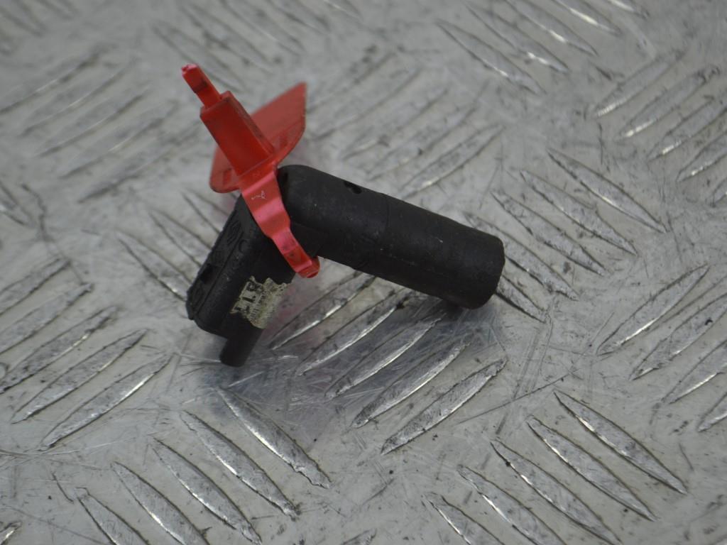 Датчик коленвала Renault Master 2 (1998-2010) 8200298551