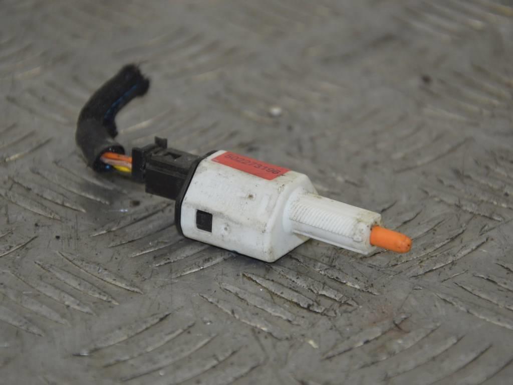 Датчик педали тормоза (лягушка)