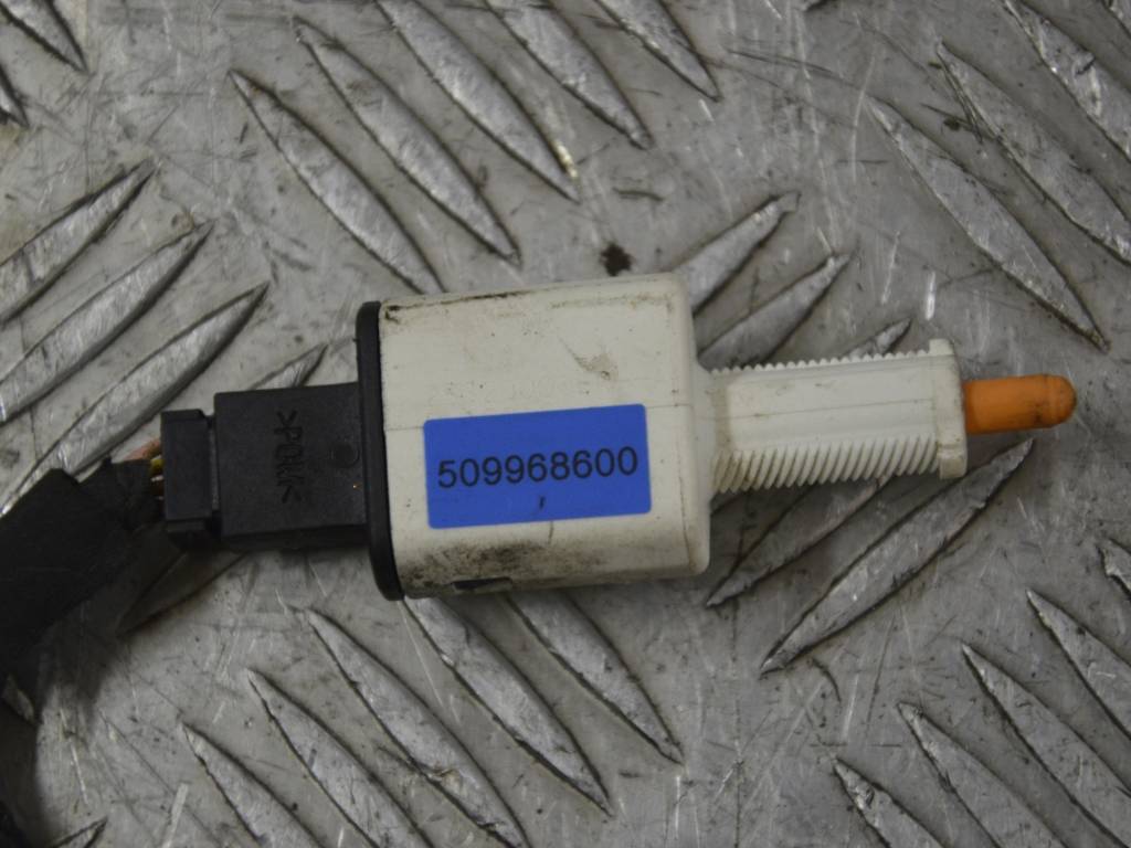 Датчик педали тормоза (лягушка)