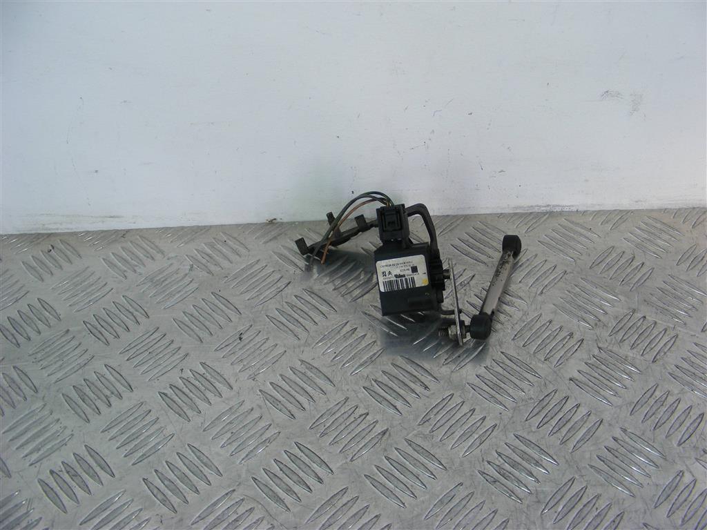 Датчик положения кузова Peugeot 607 (2000-2009) 89009757