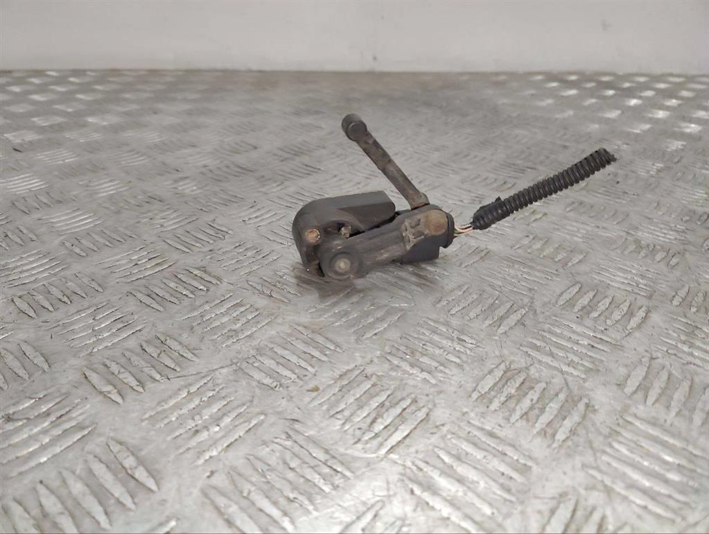 Датчик положения кузова