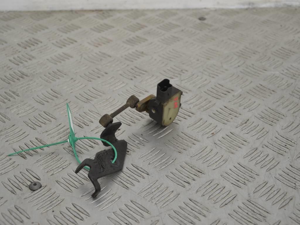 Датчик положения кузова