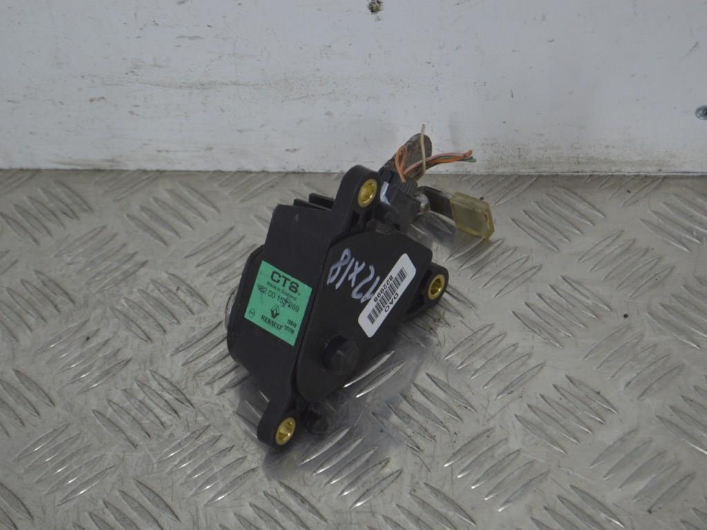 Датчик положения педали газа