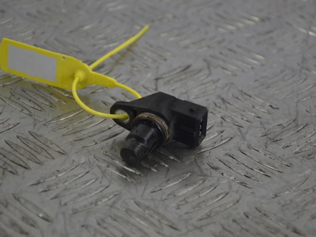 Датчик распредвала Renault Laguna 2 (2001-2007) 8200038472