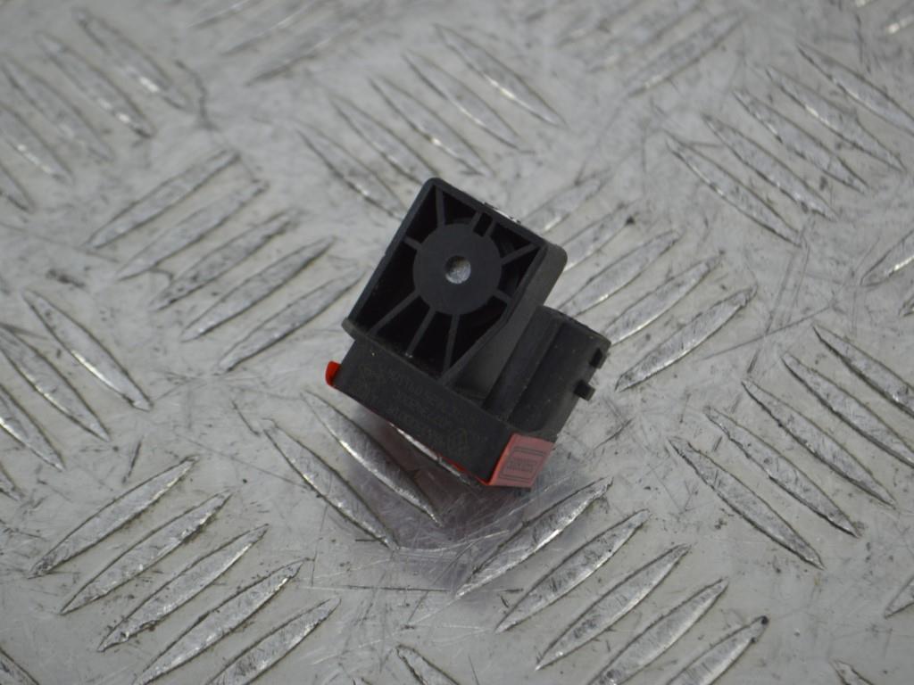 Датчик удара