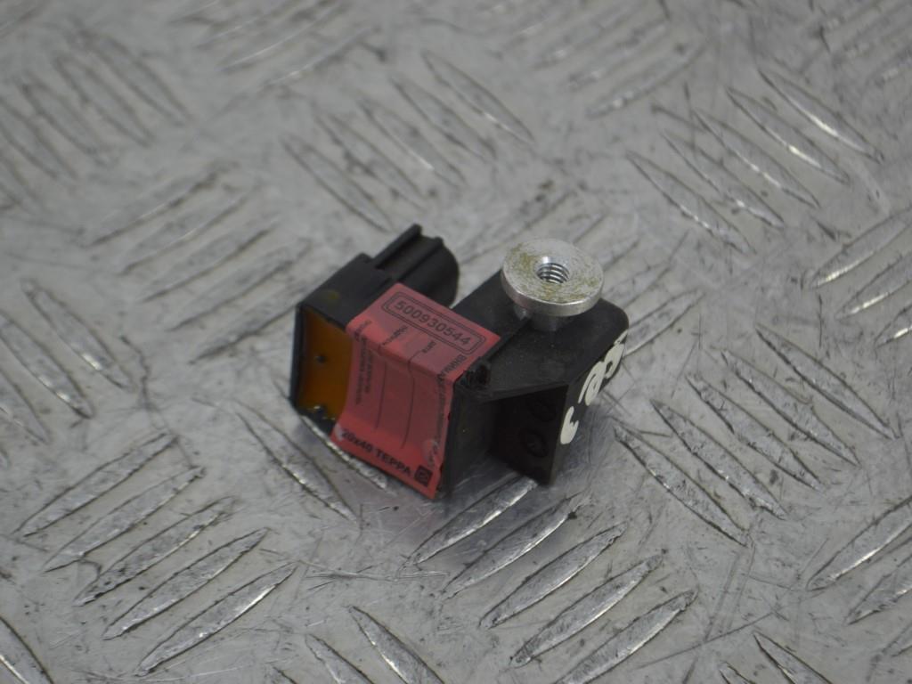 Датчик удара