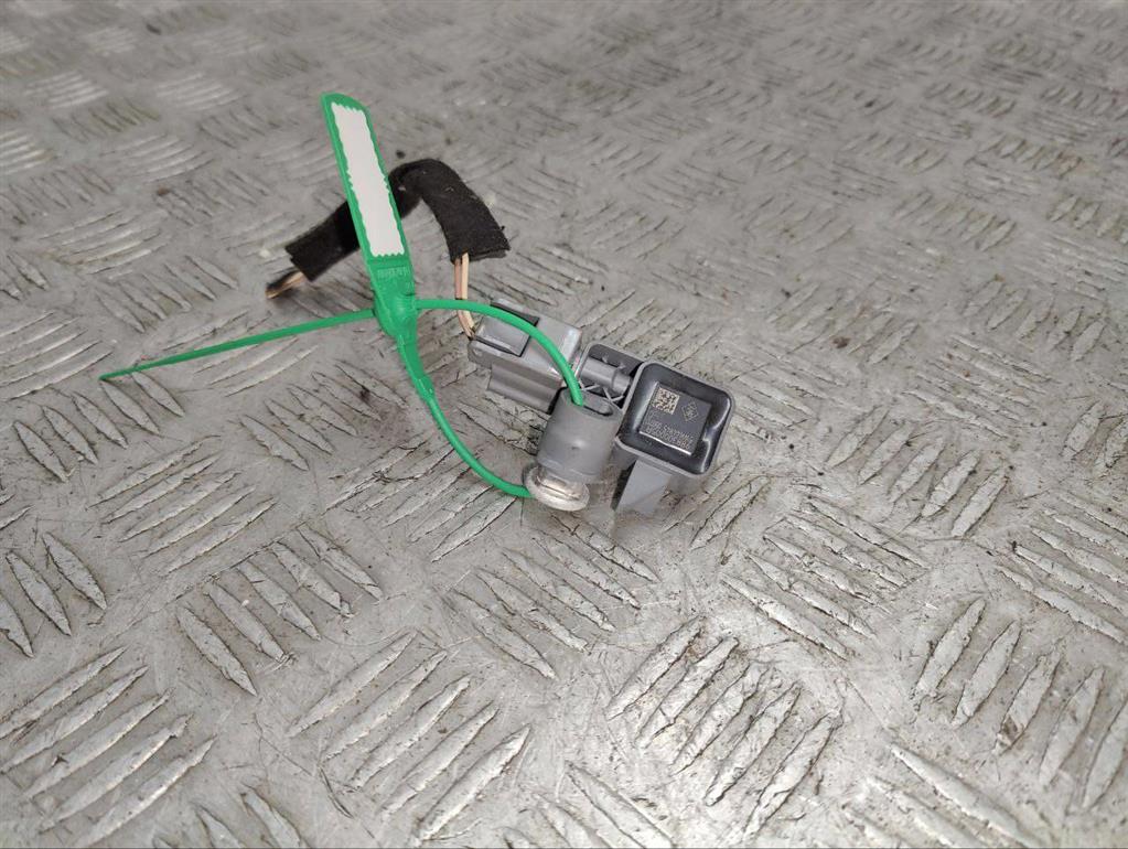 Датчик удара