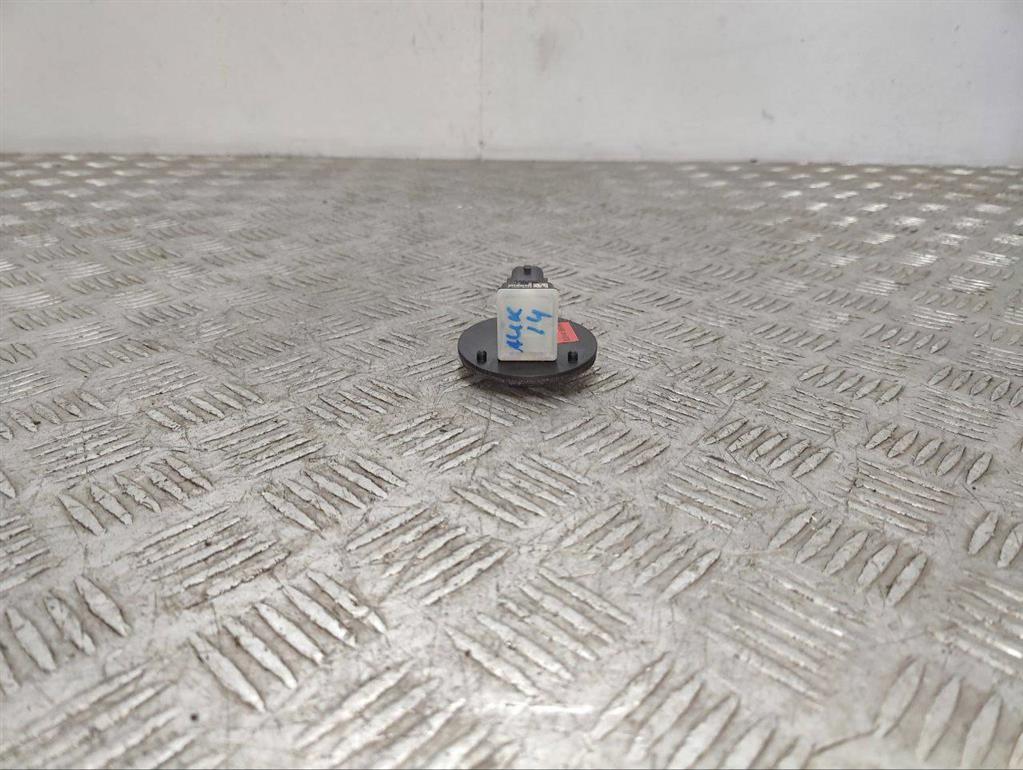 Датчик удара