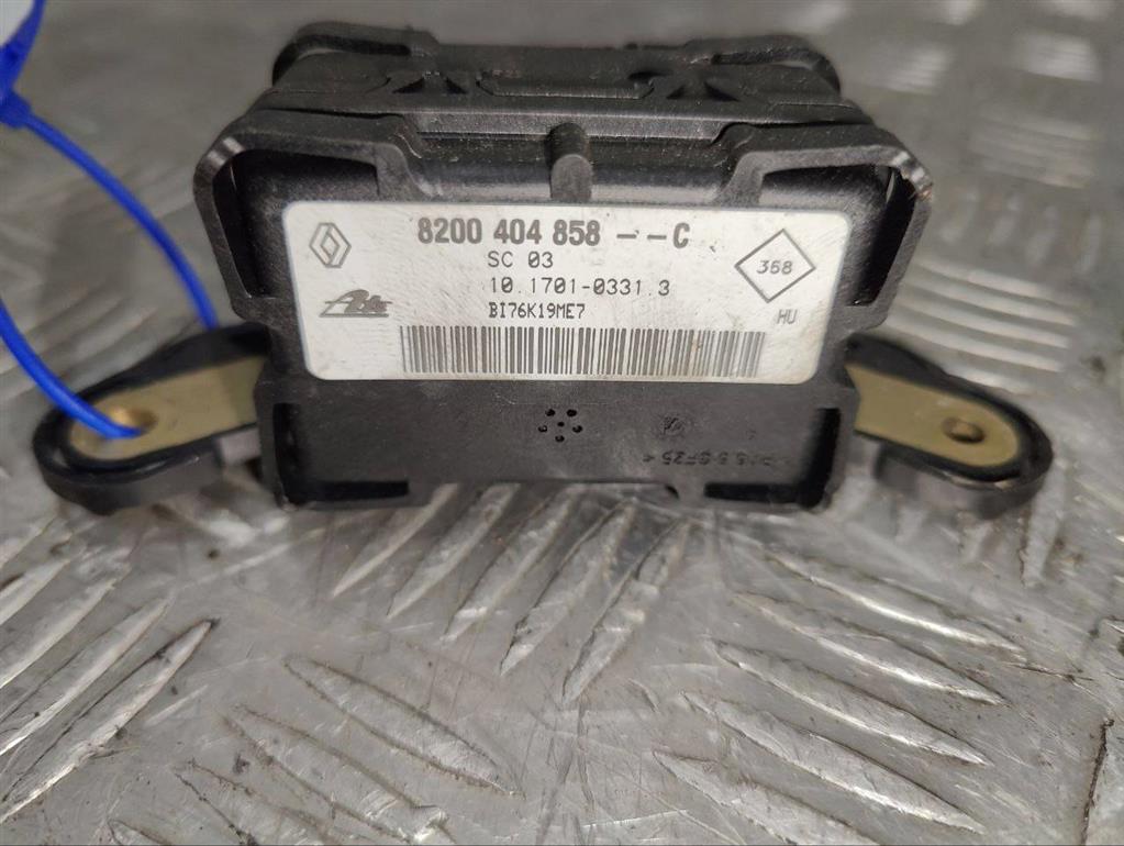 Датчик ускорения