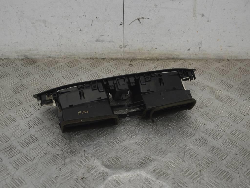 Дефлектор обдува салона