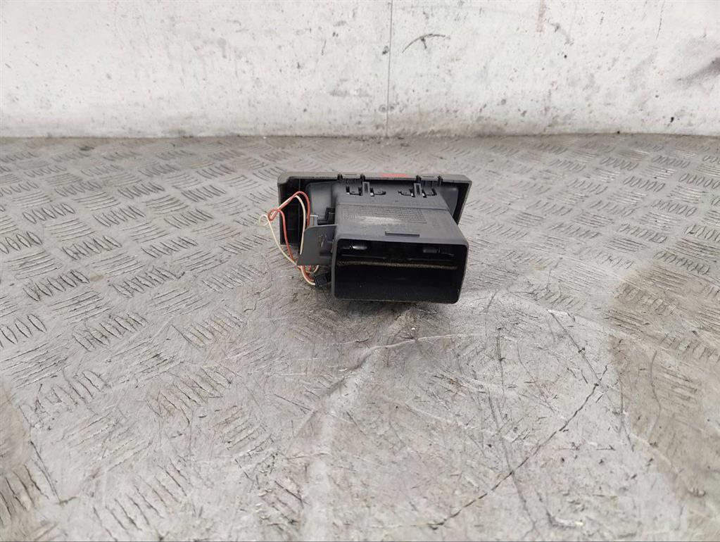 Дефлектор обдува салона