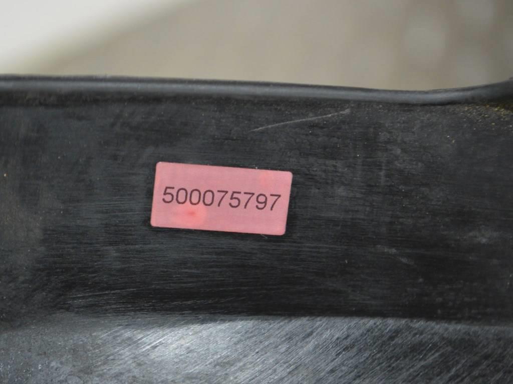 Декоративная крышка двигателя Renault Laguna 2 (2001-2007) 8200219817