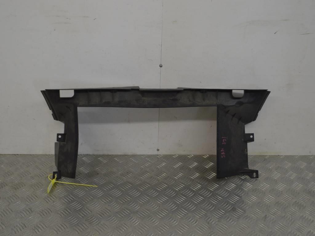 Диффузор вентилятора Renault Sandero 1 (2009-2014) 8200694498