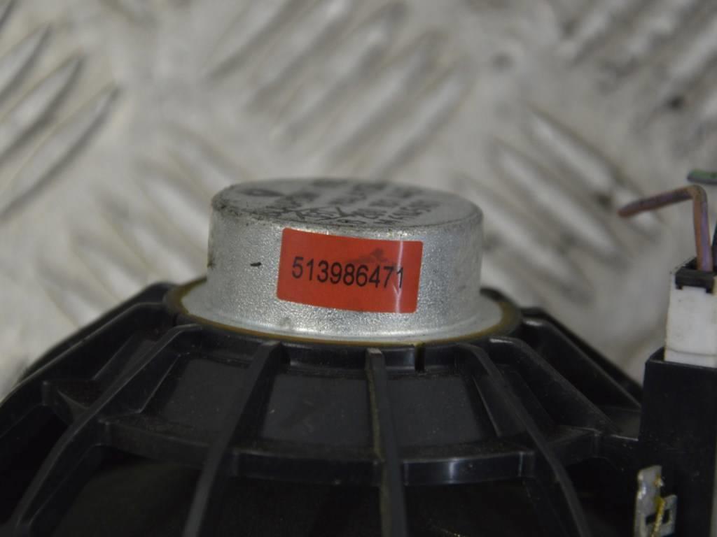 Динамик Renault Laguna 2 (2001-2007) 8200101445