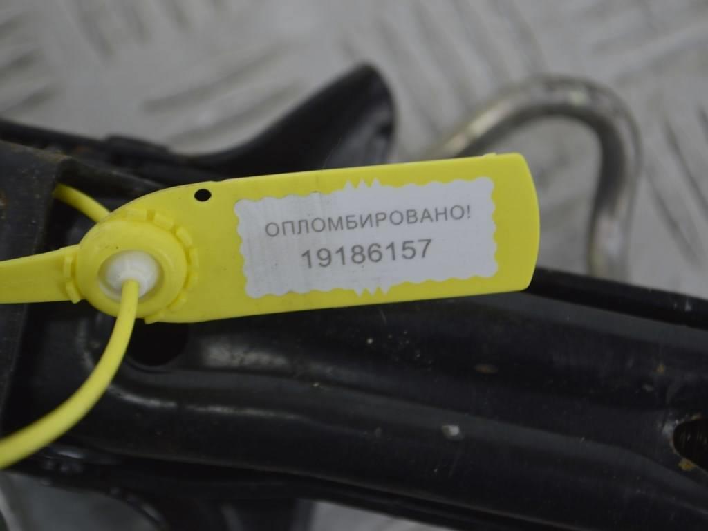 Домкрат Renault Sandero 1 (2009-2014) 8200858025