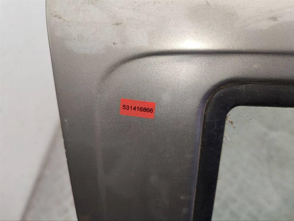 Дверь передняя правая