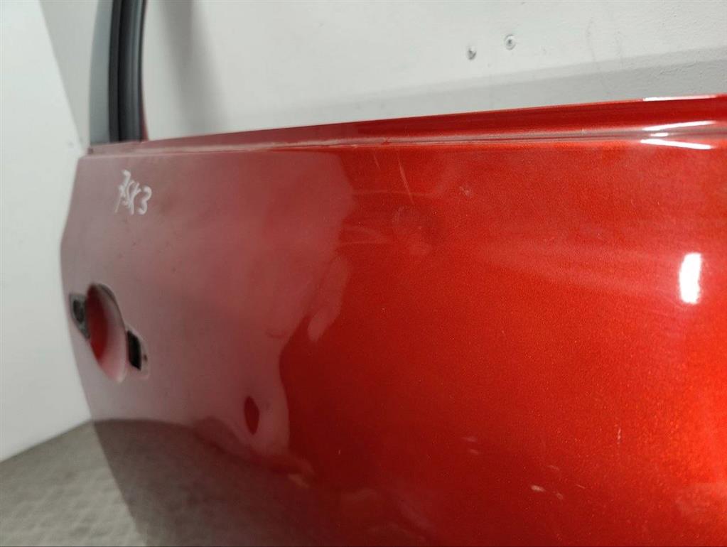 Дверь передняя правая