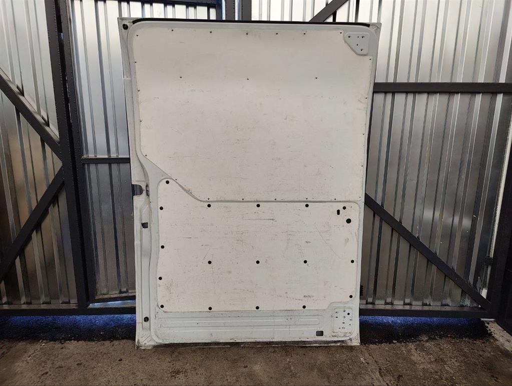 Дверь сдвижная левая