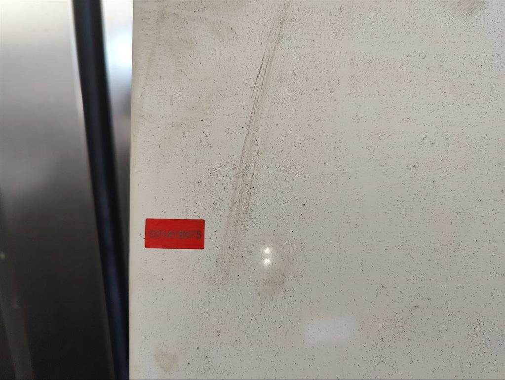 Дверь сдвижная левая