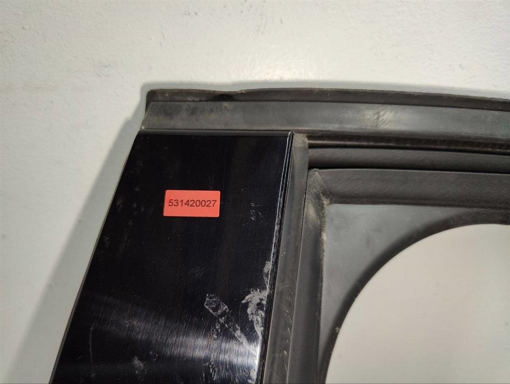 Дверь задняя левая