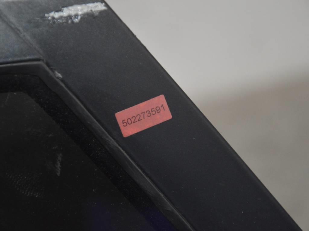 Дверь задняя левая