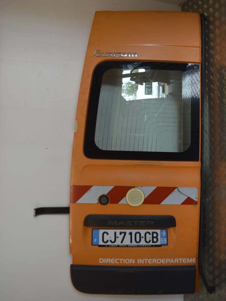 Дверь задняя распашная левая Renault Master 3 (2010-2019)