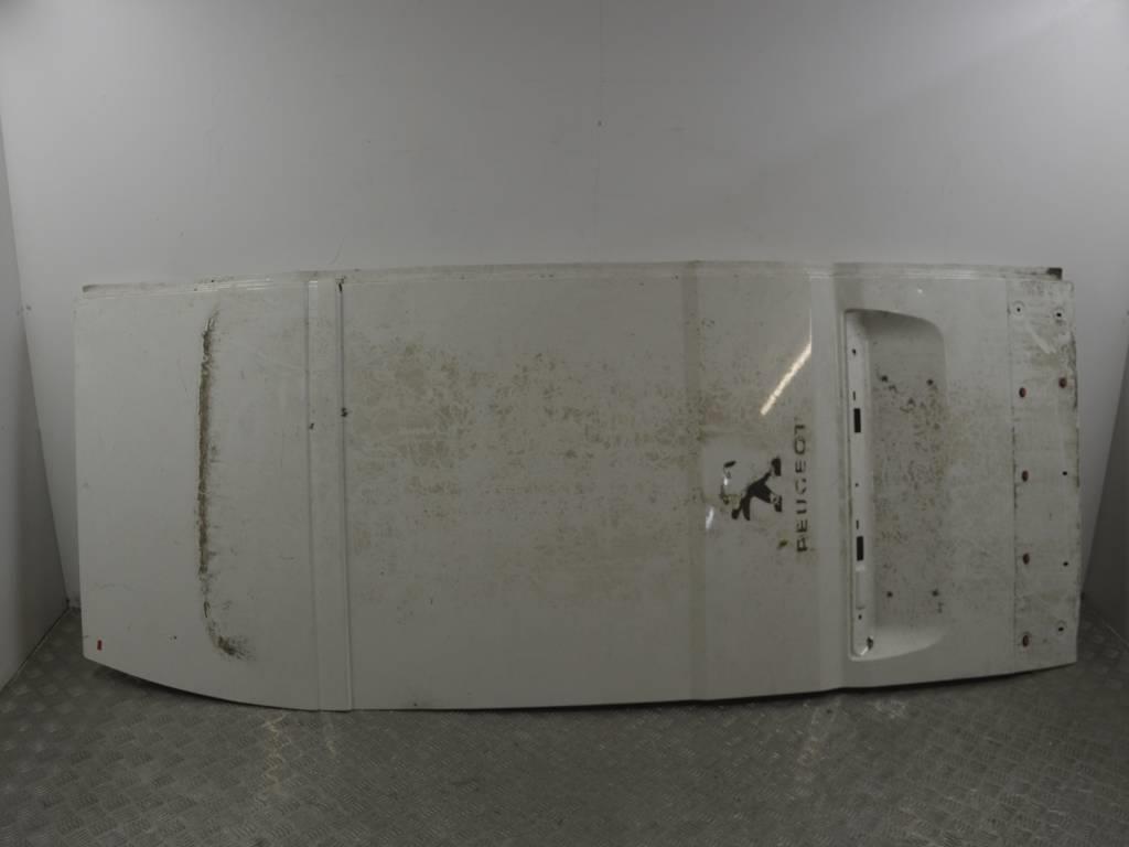 Дверь задняя распашная левая