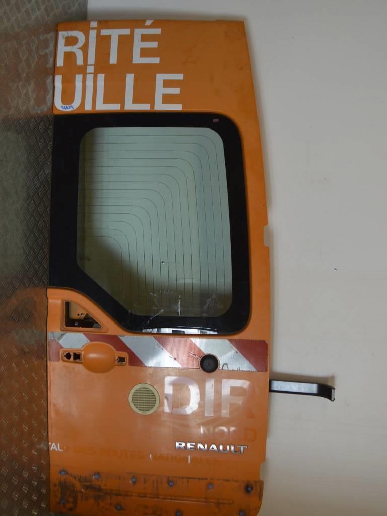 Дверь задняя распашная правая Renault Master 3 (2010-2019)