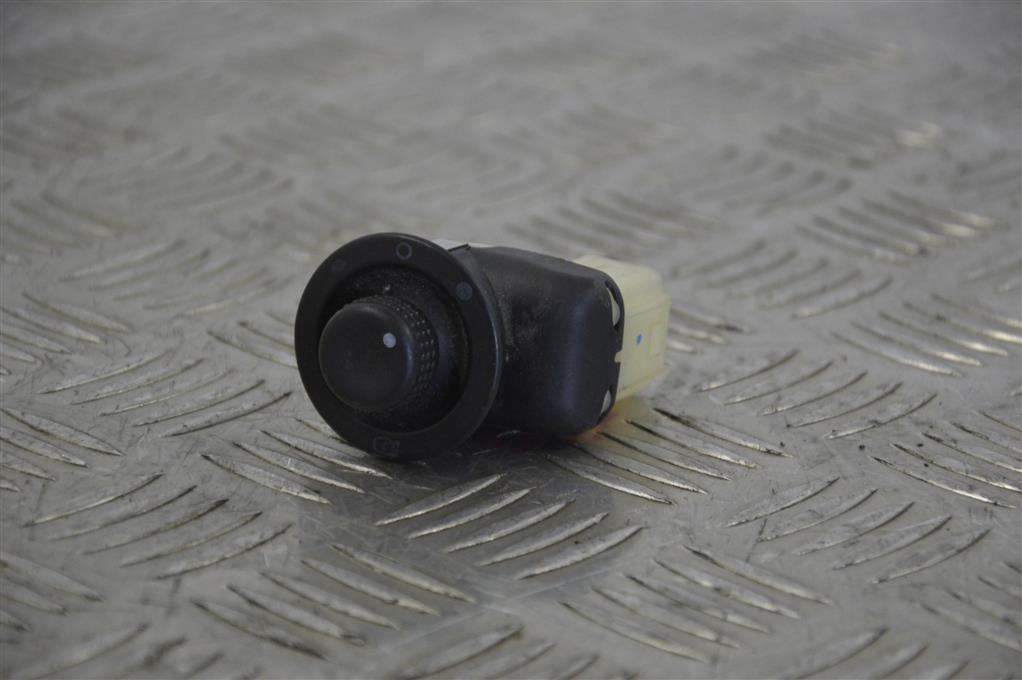 Джойстик регулировки зеркал Renault Scenic 2 (2003-2009) 8200107502
