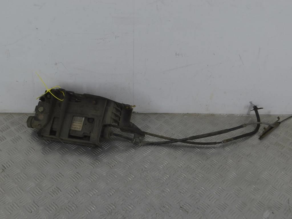 Электроручник Renault Scenic 2 (2003-2009) 8200571485