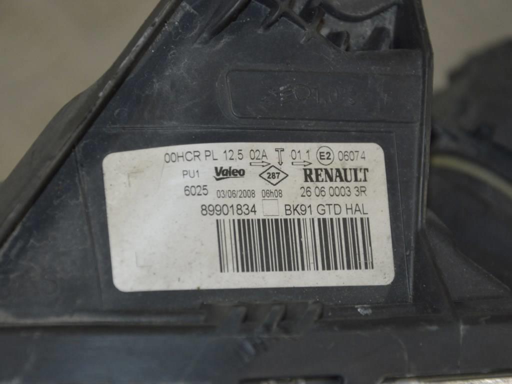 Фара левая Renault Laguna 3 (2007-2015) 260600033R
