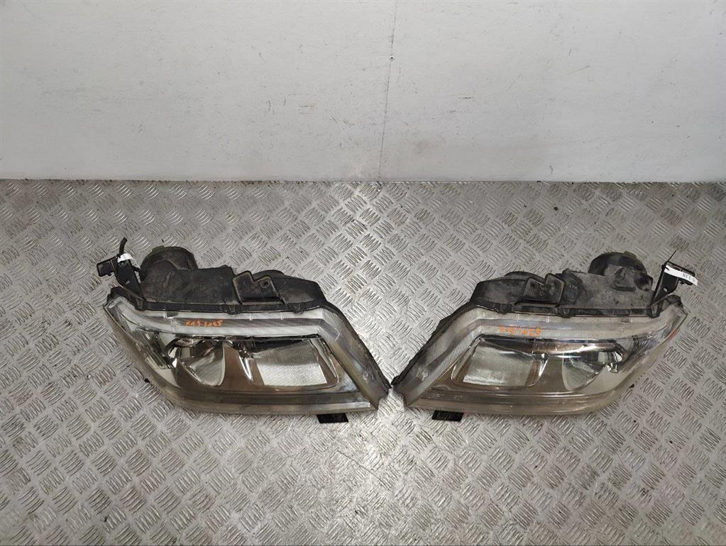 Фара передняя (комплект)