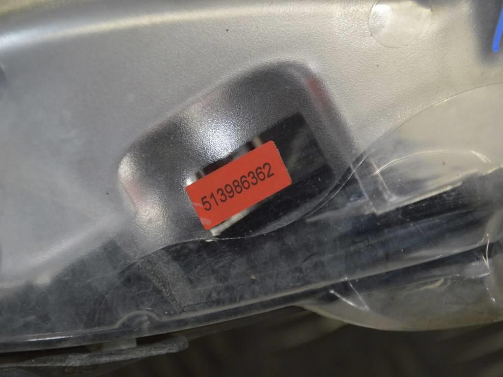 Фара правая Renault Laguna 3 (2007-2015) 260100033R