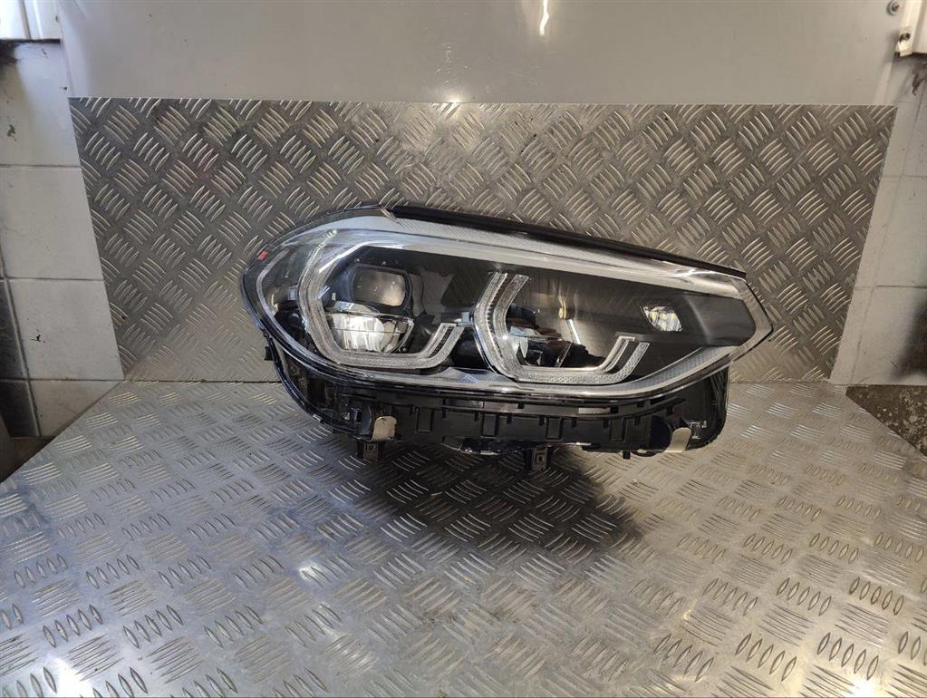 Фара правая