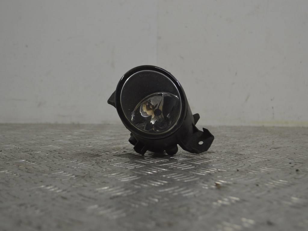 Фара противотуманная левая Renault Master 3 (2010-2019) 8200002469