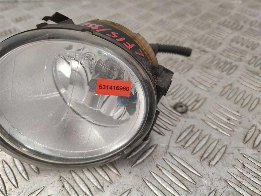 Фара противотуманная левая