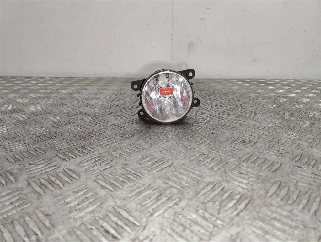Фара противотуманная левая