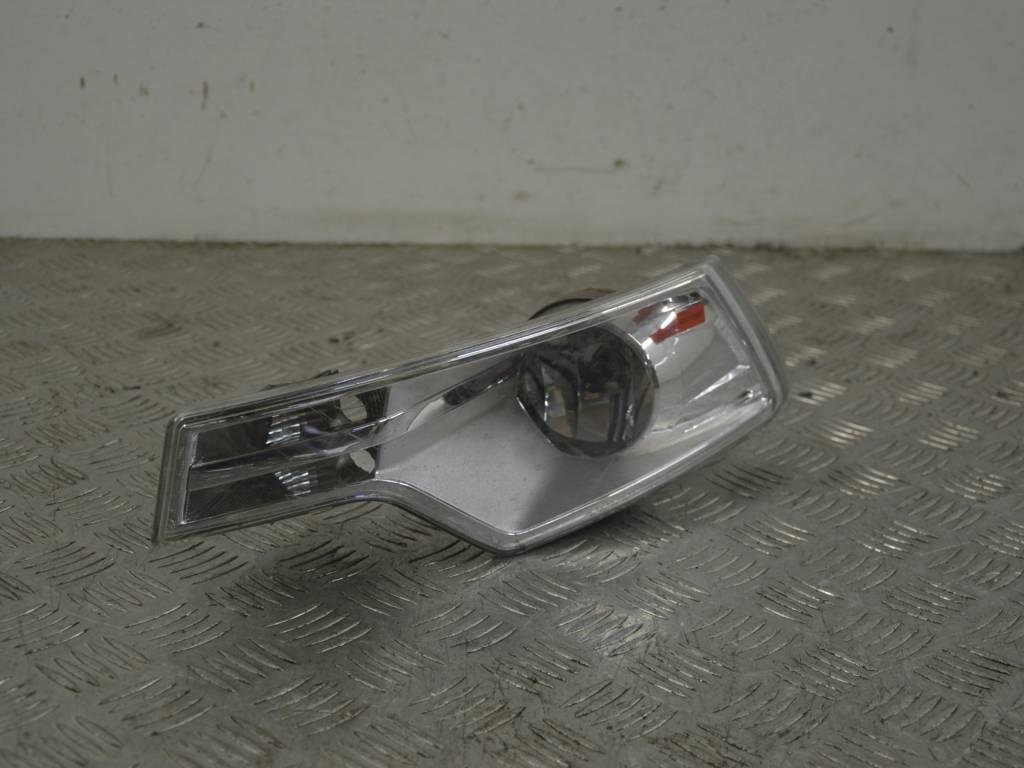 Фара противотуманная левая