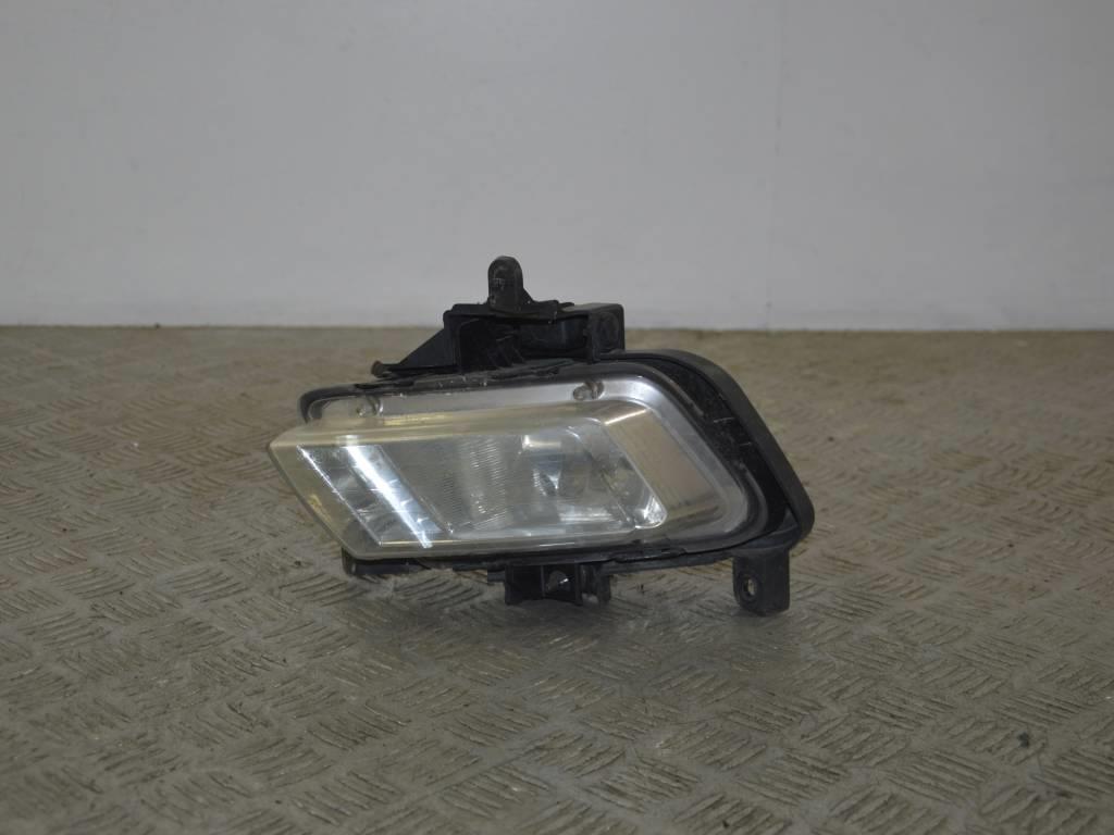 Фара противотуманная левая