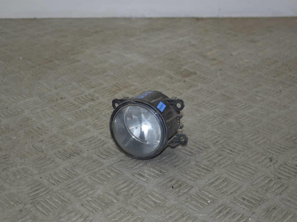 Фара противотуманная левая