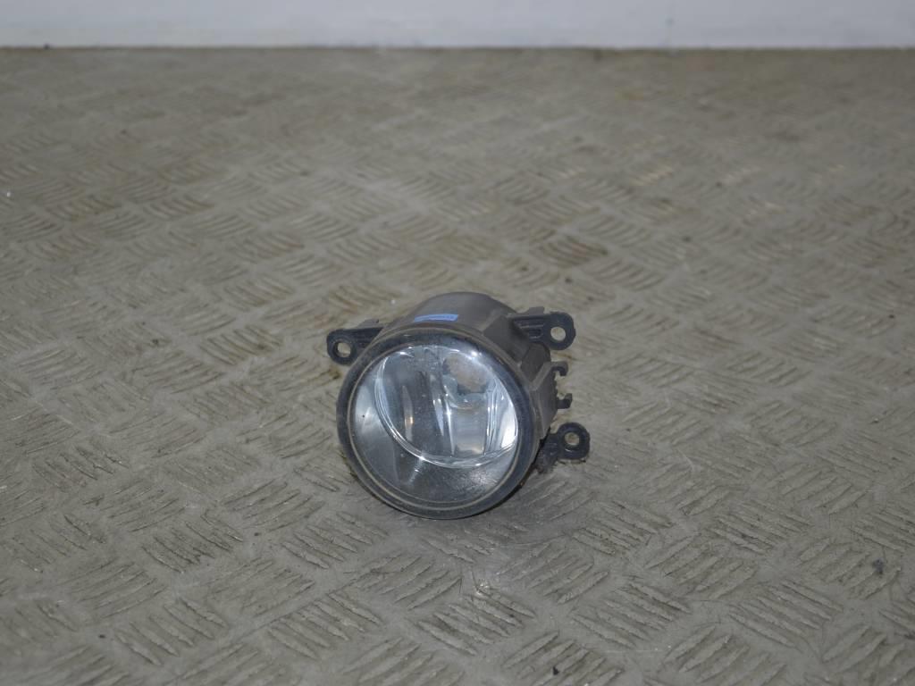 Фара противотуманная левая